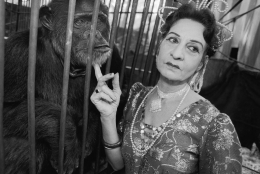 Gloria and Raja, Great Gemini Circus, Perintal Manna, India, 1989, Silver Gelatin Photograph