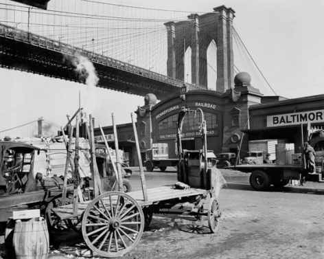 Brooklyn Bridge with Pier 21, New York, 1937
